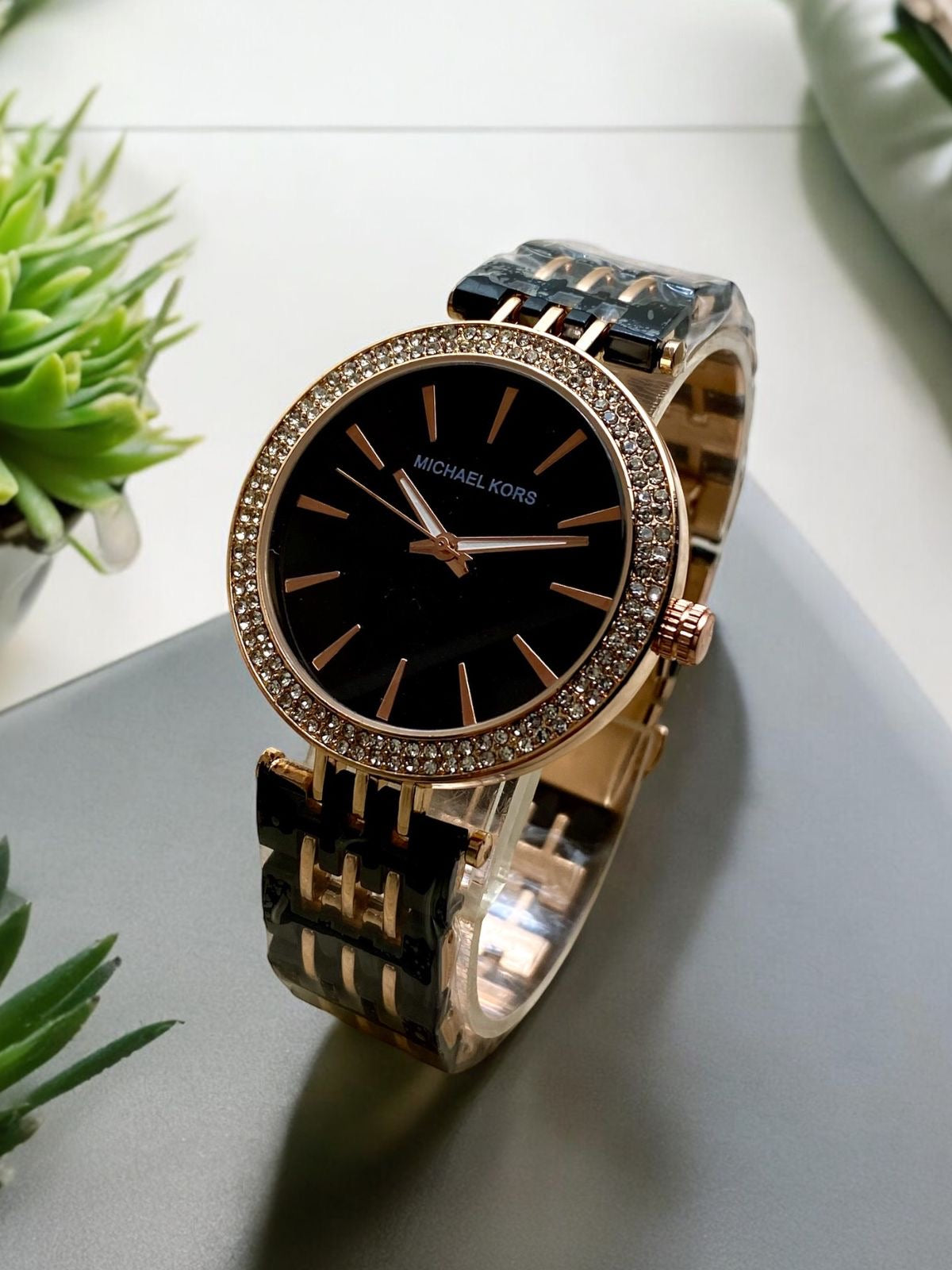 Michael kors (MK)