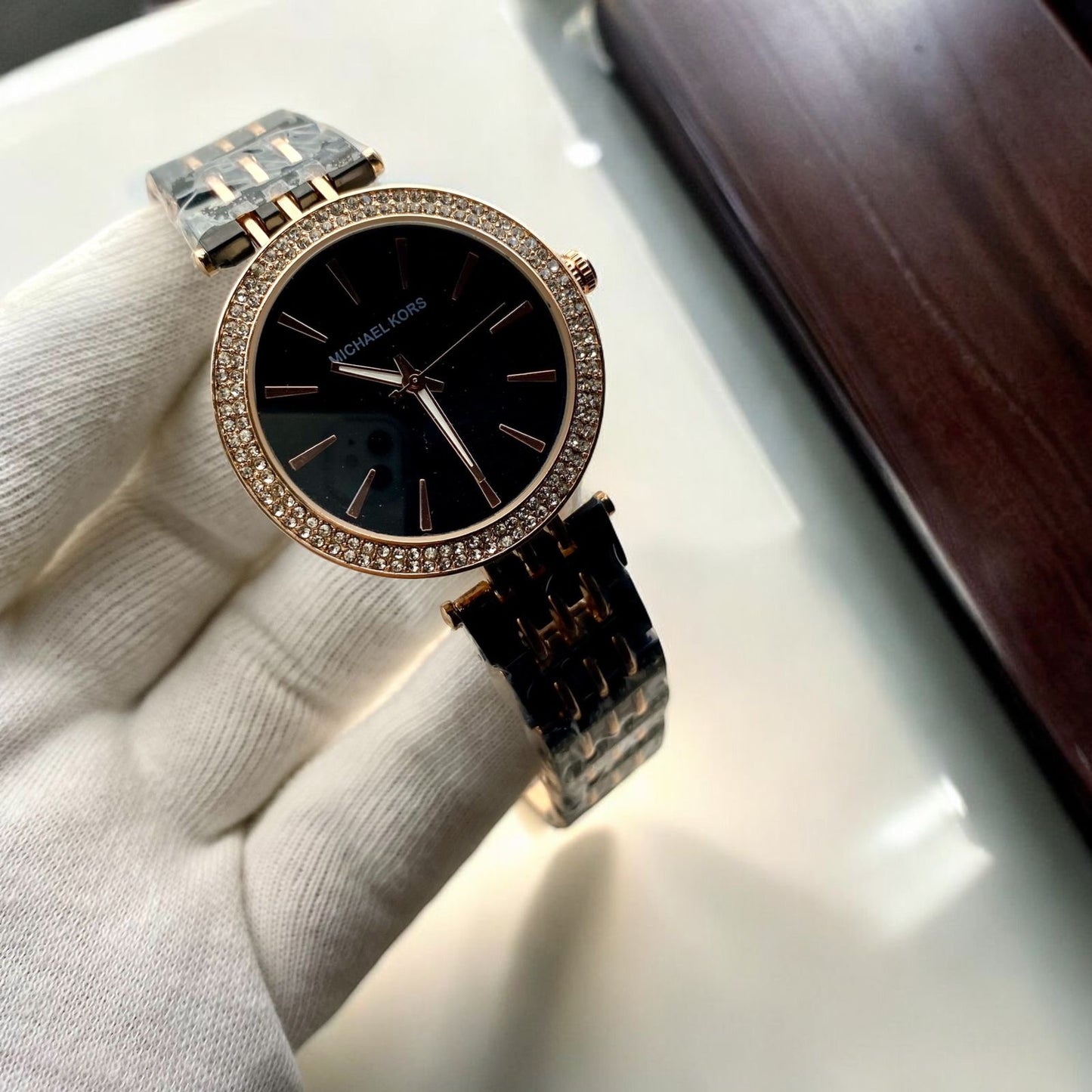 Michael kors (MK)